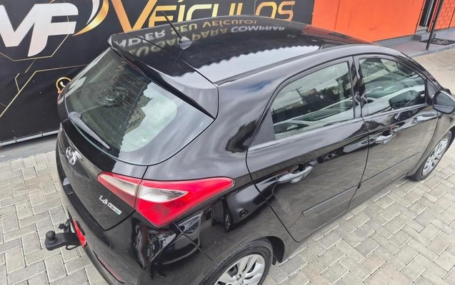 imagem-https://www.socarrao.com.br/sc-vehicle-images-prod/4007218/1790022534739-8492132_12_B_ee10c51f31.jpeg