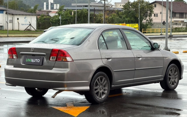 imagem-https://www.socarrao.com.br/sc-vehicle-images-prod/4007224/1790022567163-003_f7c8ea3eccf5ec257a7a1824e5b987d4.jpg