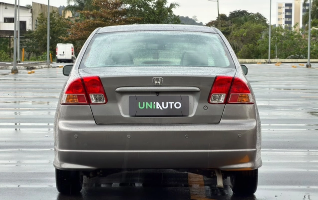 imagem-https://www.socarrao.com.br/sc-vehicle-images-prod/4007224/1790022567165-003_21cd90136dae5147cea1afcf49e8efa1.jpg