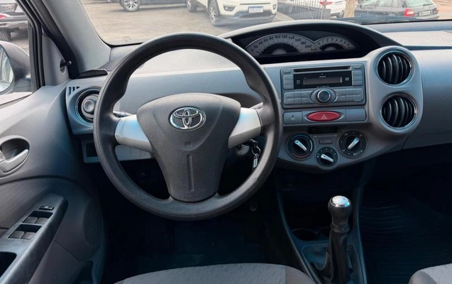 imagem-https://www.socarrao.com.br/sc-vehicle-images-prod/4007235/1790022588614-8460654_9_B_bd21b09895.jpeg