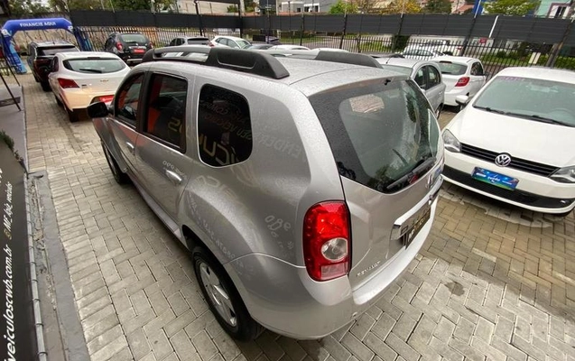 imagem-https://www.socarrao.com.br/sc-vehicle-images-prod/4007237/1790096867769-8494310_17_B_9c07d5c7d5.jpeg