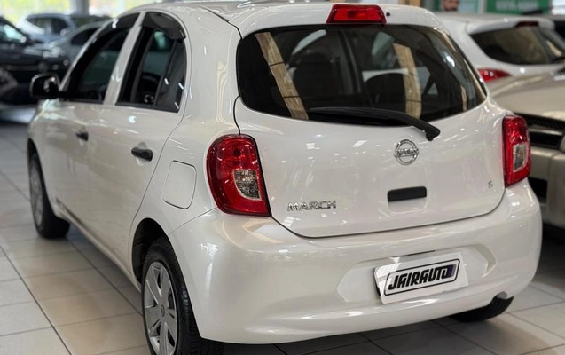 imagem-https://www.socarrao.com.br/sc-vehicle-images-prod/4007238/1790022591329-8491965_0_B_cbf34543a8.jpeg