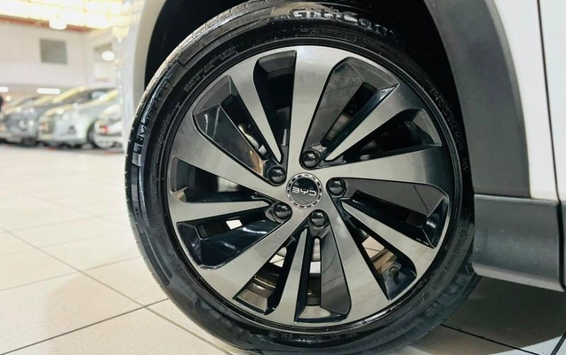 imagem-https://www.socarrao.com.br/sc-vehicle-images-prod/4007244/1790189127849-8495241_7_B_465e20e0a6.jpeg