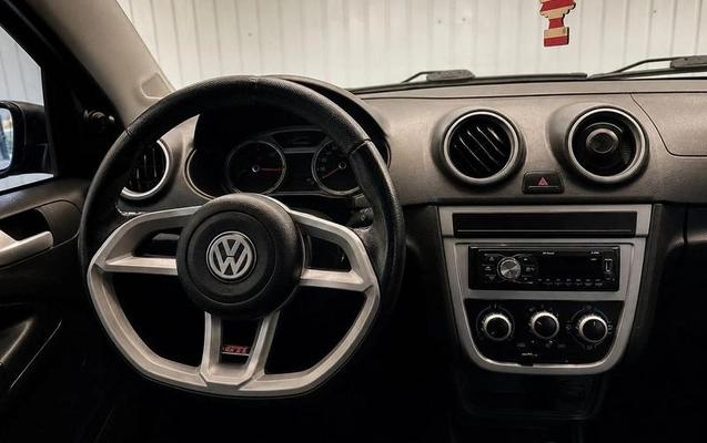 imagem-https://www.socarrao.com.br/sc-vehicle-images-prod/4007302/1790022973907-8487883_14_B_0b353a3ea5.jpeg