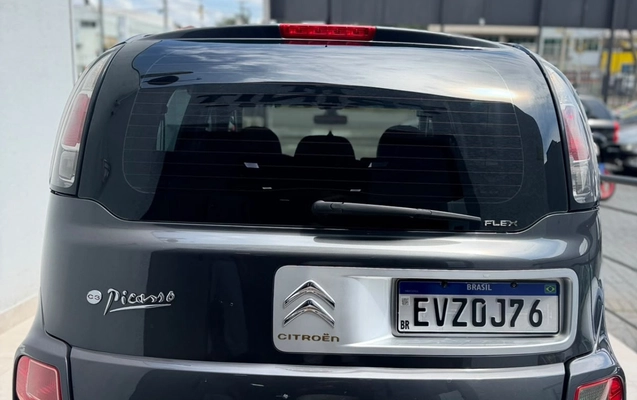 imagem-https://www.socarrao.com.br/sc-vehicle-images-prod/4007317/1790023003630-V2hhdHNBcHAgSW1hZ2UgMjAyNi0wOS0yMCBhdCAxMi4yMy40MC5qcGVn.jpeg