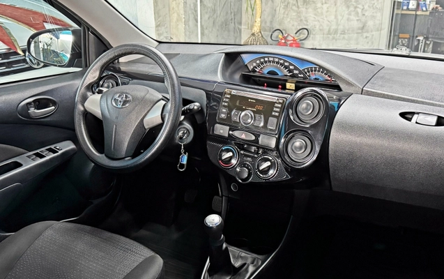 imagem-https://www.socarrao.com.br/sc-vehicle-images-prod/4007415/1791045131053-0LZAYKDdzjV04qnFoP2f4npwSHlAyuwK.jpg