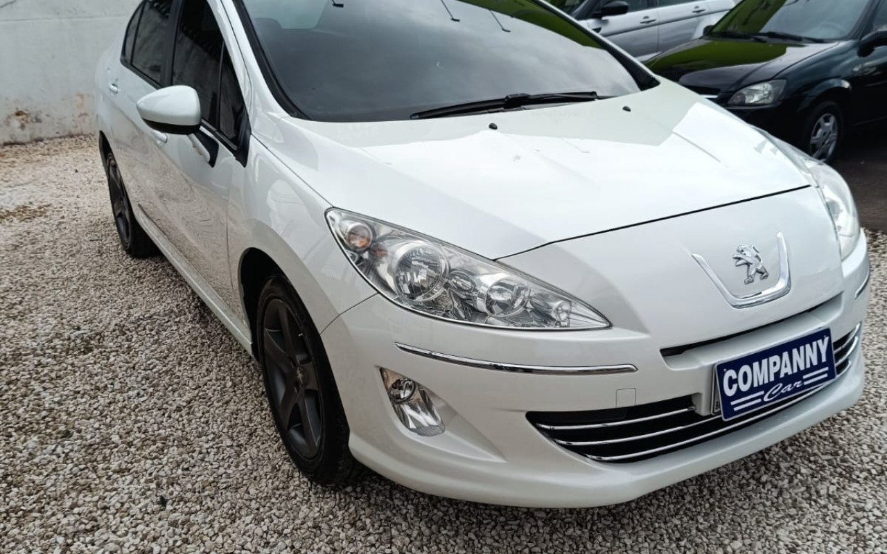 imagem-https://www.socarrao.com.br/sc-vehicle-images-prod/4007437/1790023196751-V2hhdHNBcHAgSW1hZ2UgMjAyNi0wOS0xNCBhdCAxMS41NC41MSAoMSkuanBlZw.jpeg