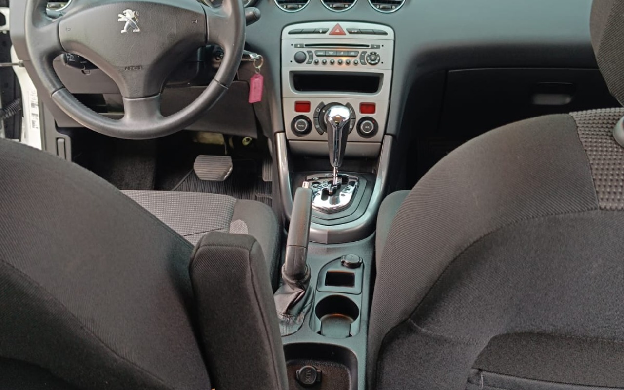 imagem-https://www.socarrao.com.br/sc-vehicle-images-prod/4007437/1790023197022-V2hhdHNBcHAgSW1hZ2UgMjAyNi0wOS0xNCBhdCAxMS41NC41MCAoMSkuanBlZw.jpeg