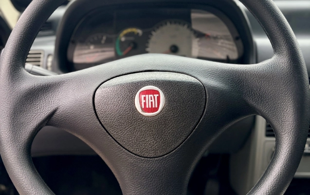 imagem-https://www.socarrao.com.br/sc-vehicle-images-prod/4007440/1790043203000-app-photos-srSaQRJe7rBdWAMwG6zF77FghxgaFnr4.jpg