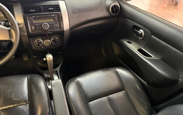 imagem-https://www.socarrao.com.br/sc-vehicle-images-prod/4007631/1790023894566-8498882_12_B_4912579806.jpeg