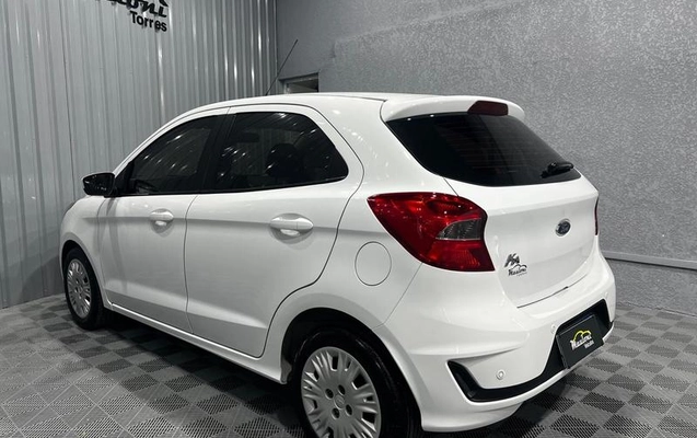 imagem-https://www.socarrao.com.br/sc-vehicle-images-prod/4007645/1790023730270-8489350_16_B_76a8e959e2.jpeg