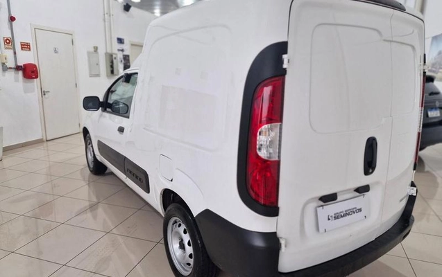 imagem-https://www.socarrao.com.br/sc-vehicle-images-prod/4007665/1790023880646-8482871_8_B_32fba62312.jpeg
