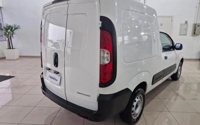 imagem-https://www.socarrao.com.br/sc-vehicle-images-prod/4007665/1790023880648-8482871_8_B_e5660a8728.jpeg