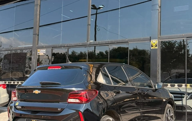 imagem-https://www.socarrao.com.br/sc-vehicle-images-prod/4008091/1790024594814-503ad44b-8508-4fab-abe0-d97e5e94bd9b.jpg