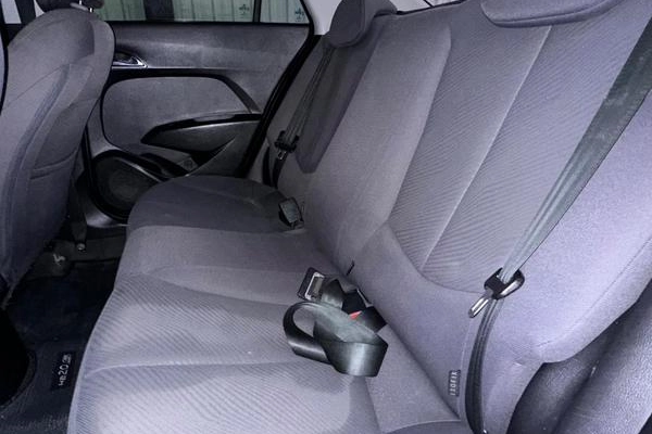 imagem-https://www.socarrao.com.br/sc-vehicle-images-prod/4008100/1790024618652-8464474_15_B_2f845541d7.jpeg