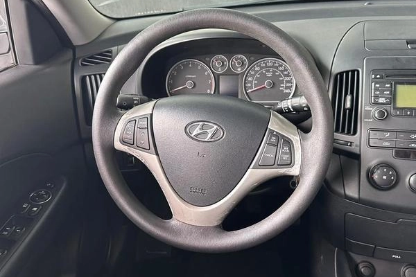 imagem-https://www.socarrao.com.br/sc-vehicle-images-prod/4008101/1790024622322-8487385_14_B_27fcbf30d6.jpeg
