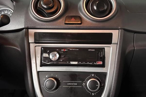 imagem-https://www.socarrao.com.br/sc-vehicle-images-prod/4008103/1790024623733-8487402_13_B_ae1fed82bd.jpeg