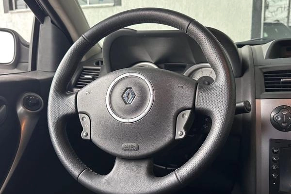 imagem-https://www.socarrao.com.br/sc-vehicle-images-prod/4008104/1790024624943-8487425_12_B_55d07a6924.jpeg