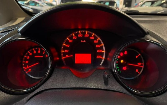 imagem-https://www.socarrao.com.br/sc-vehicle-images-prod/4008135/1790024705899-8290785_13_B_dc045e4a3a.jpeg