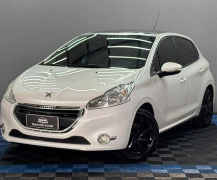 Peugeot 208 2015 Branco — foto 1 de 3