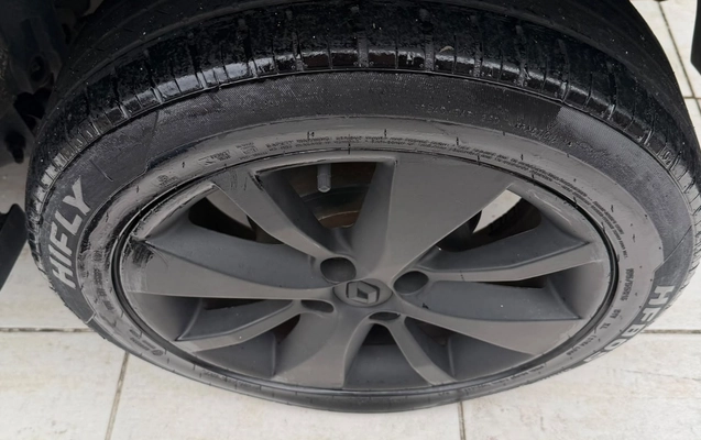 imagem-https://www.socarrao.com.br/sc-vehicle-images-prod/4008406/1790279932347-NzY1N2Y1ODgtYWJkNi00ZTlmLWFiN2UtMmNlNjNiNTljYWQ0LmpwZw.jpg