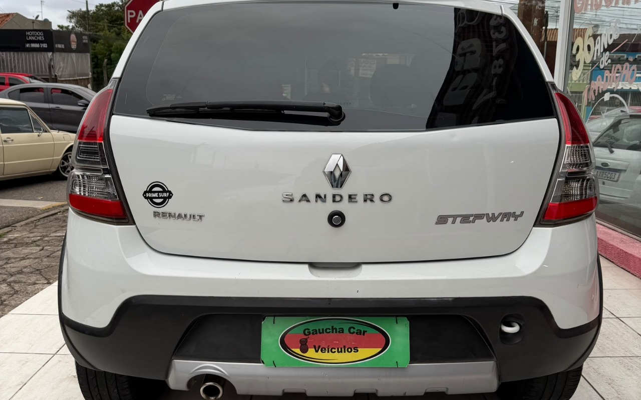 imagem-https://www.socarrao.com.br/sc-vehicle-images-prod/4008406/1790279932703-M2E2Mzg0NTItNGE5NS00MzMwLTgwZTQtZTc2ODM2MzM1NzhlLmpwZw.jpg