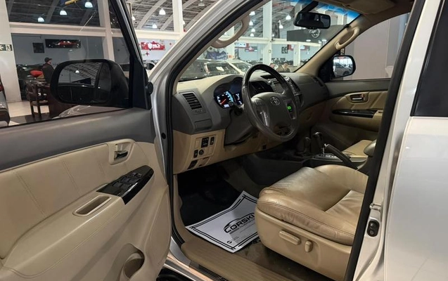 imagem-https://www.socarrao.com.br/sc-vehicle-images-prod/4008627/1790253013056-8475780_4_B_ad67c83e32.jpeg