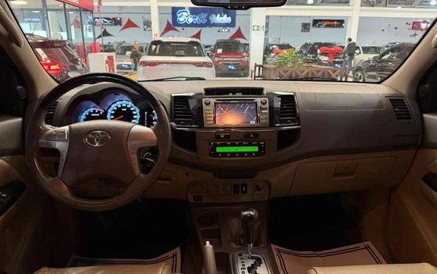 imagem-https://www.socarrao.com.br/sc-vehicle-images-prod/4008627/1790253013057-8475780_7_B_1f7b61c8b6.jpeg