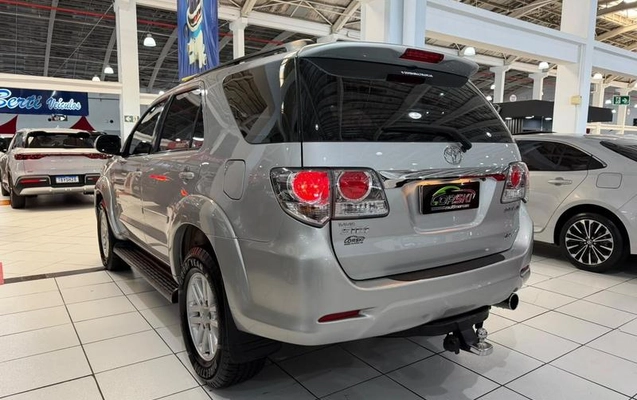imagem-https://www.socarrao.com.br/sc-vehicle-images-prod/4008627/1790253013059-8475780_16_B_8775e49ee5.jpeg