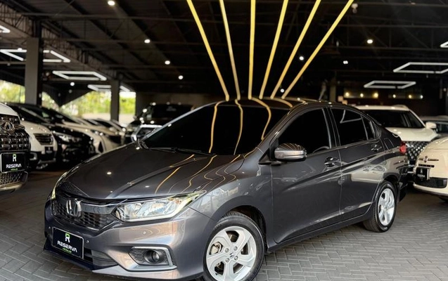 imagem-https://www.socarrao.com.br/sc-vehicle-images-prod/4008934/1790025824168-8481939_11_B_e7c2424baf.jpeg