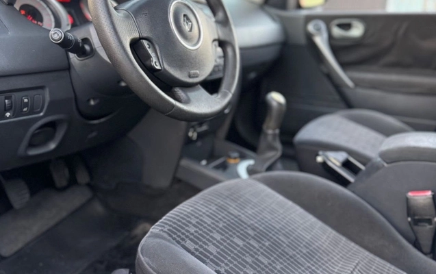 imagem-https://www.socarrao.com.br/sc-vehicle-images-prod/4008944/1790025981483-ZGE2MWQxMDQtNjc5Yy00NjBhLTg5OGMtNjEzNzY0MmJjNTgwLmpwZWc.jpeg