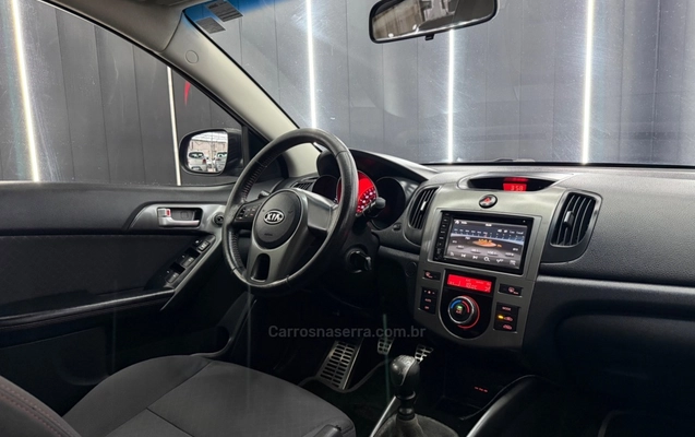 imagem-https://www.socarrao.com.br/sc-vehicle-images-prod/4009031/1790026286374-1e7bb7c3550687acc3a0f51e197d725c_big.jpeg