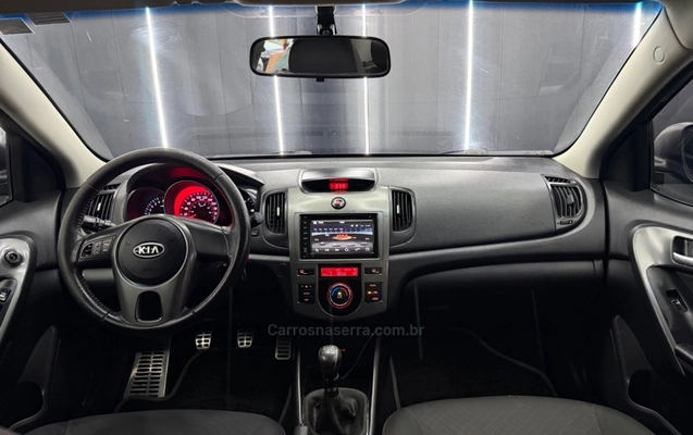 imagem-https://www.socarrao.com.br/sc-vehicle-images-prod/4009031/1790026286377-1183eec3f80ba7bbb90fb5409871ca2e_big.jpeg