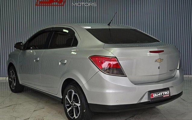 imagem-https://www.socarrao.com.br/sc-vehicle-images-prod/4009509/1790027425361-8482123_27_B_29fdb5c49e.jpeg