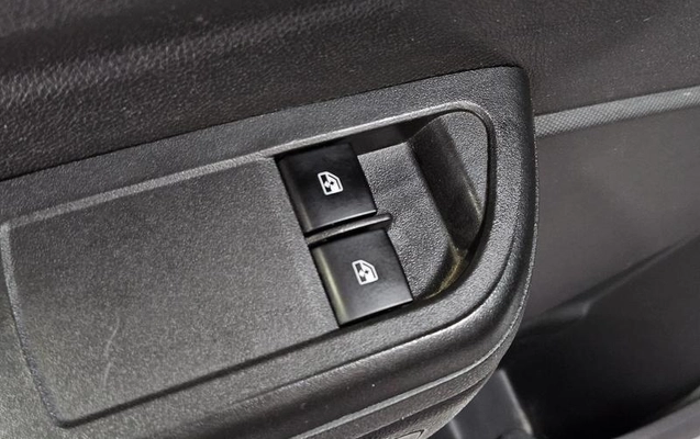 imagem-https://www.socarrao.com.br/sc-vehicle-images-prod/4009509/1790027425383-8482123_20_B_43d5dde193.jpeg