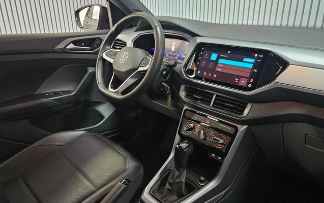imagem-https://www.socarrao.com.br/sc-vehicle-images-prod/4009679/1790027659668-8494573_14_B_a5f2c974b9.jpeg
