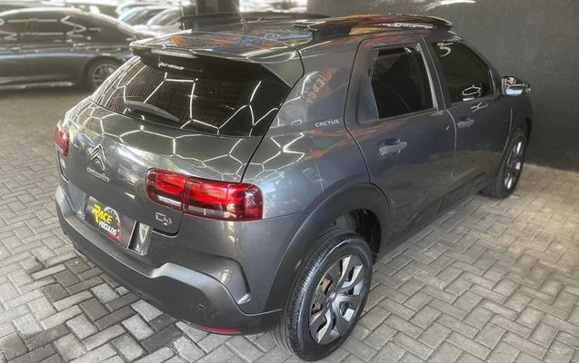 imagem-https://www.socarrao.com.br/sc-vehicle-images-prod/4010028/1790030541248-8492387_6_B_49a3244e02.jpeg