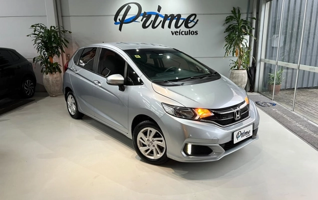 imagem-https://www.socarrao.com.br/sc-vehicle-images-prod/4010086/1790028964375-8_071524.jpg