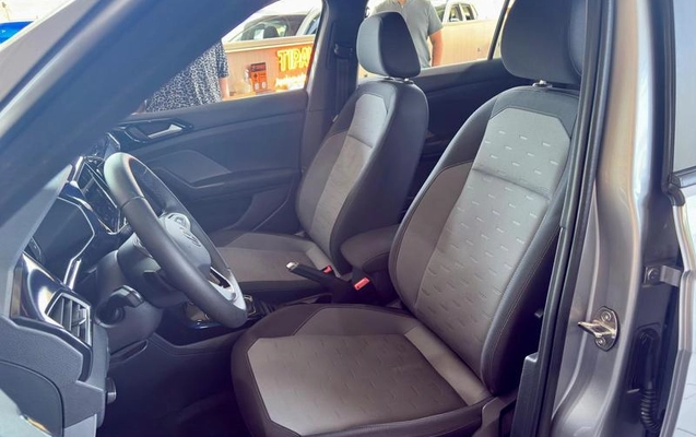 imagem-https://www.socarrao.com.br/sc-vehicle-images-prod/4010155/1790029113853-8485233_16_B_4a03ec2f7a.jpeg