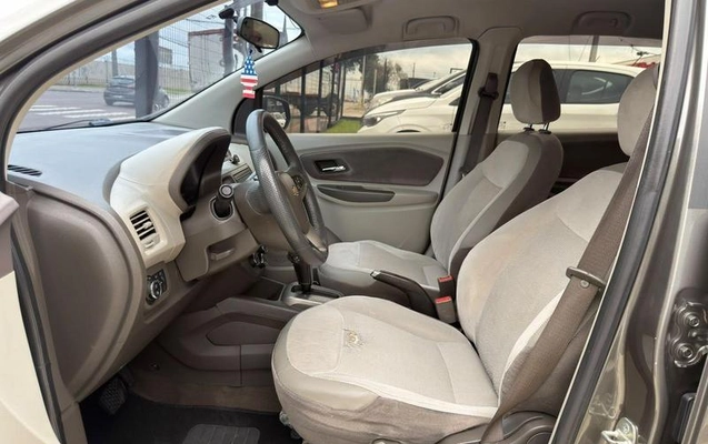 imagem-https://www.socarrao.com.br/sc-vehicle-images-prod/4010168/1791399139270-8468982_1_B_09e21035e5.jpeg