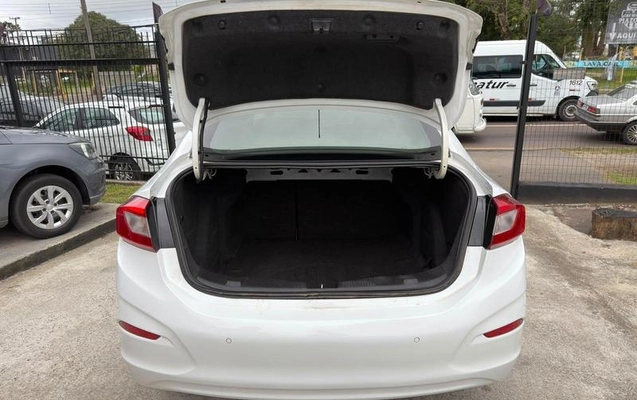 imagem-https://www.socarrao.com.br/sc-vehicle-images-prod/4010197/1791394923638-8472921_1_B_df8ccee355.jpeg