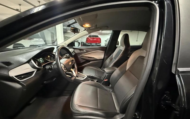 imagem-https://www.socarrao.com.br/sc-vehicle-images-prod/4010402/1790030317983-8454453_14_B_f893c7450b.jpeg