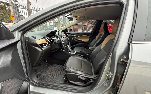 imagem-https://www.socarrao.com.br/sc-vehicle-images-prod/4010693/1790030248967-8454438_8_B_93002a1205.jpeg
