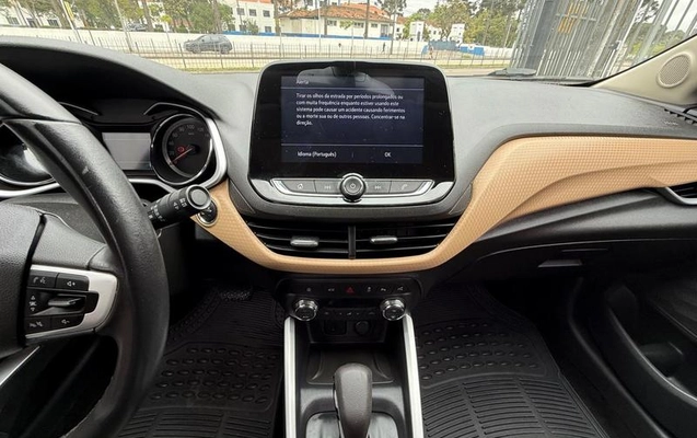 imagem-https://www.socarrao.com.br/sc-vehicle-images-prod/4010693/1790030248977-8454438_15_B_791870cf00.jpeg