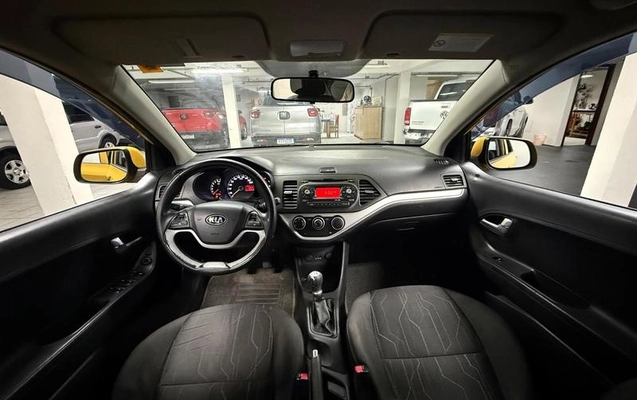 imagem-https://www.socarrao.com.br/sc-vehicle-images-prod/4010694/1792585652245-8483989_14_B_f9c2f57812.jpeg