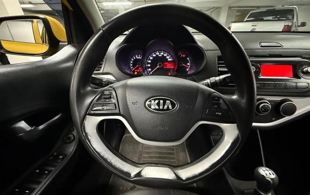 imagem-https://www.socarrao.com.br/sc-vehicle-images-prod/4010694/1792585652249-8483989_16_B_7a1e77e992.jpeg
