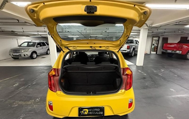 imagem-https://www.socarrao.com.br/sc-vehicle-images-prod/4010694/1792585652259-8483989_20_B_366b67f0d6.jpeg