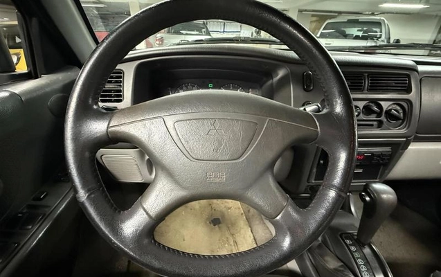 imagem-https://www.socarrao.com.br/sc-vehicle-images-prod/4010696/1790030251487-8492490_15_B_9ea2c04e3a.jpeg