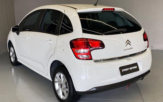 imagem-https://www.socarrao.com.br/sc-vehicle-images-prod/4011012/1791985120893-8459096_4_B_d44a4fbeb6.jpeg