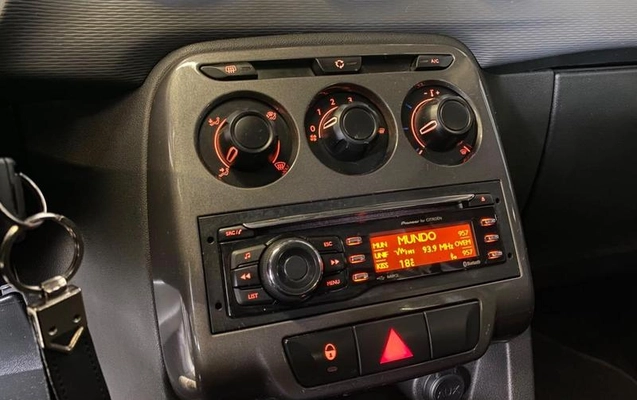 imagem-https://www.socarrao.com.br/sc-vehicle-images-prod/4011012/1791985120896-8459096_4_B_ca96a9919e.jpeg